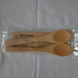 The Pampered Chef Bamboo Spooners Set of 2 - still sealed in original packaging